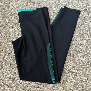 Under armour compression leggings